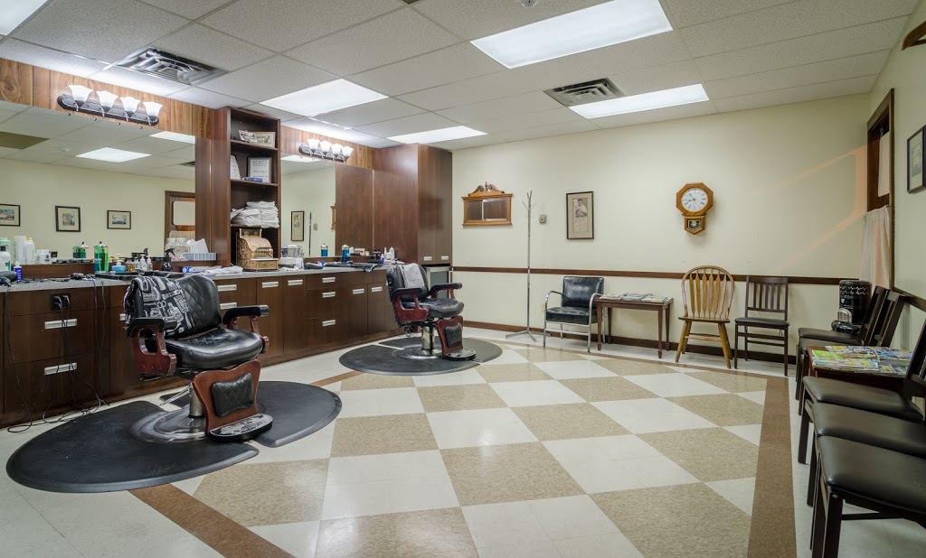 Burts Barbershop | 230 Menzies St #13, Victoria, BC V8V 2G7, Canada | Phone: (250) 384-1712