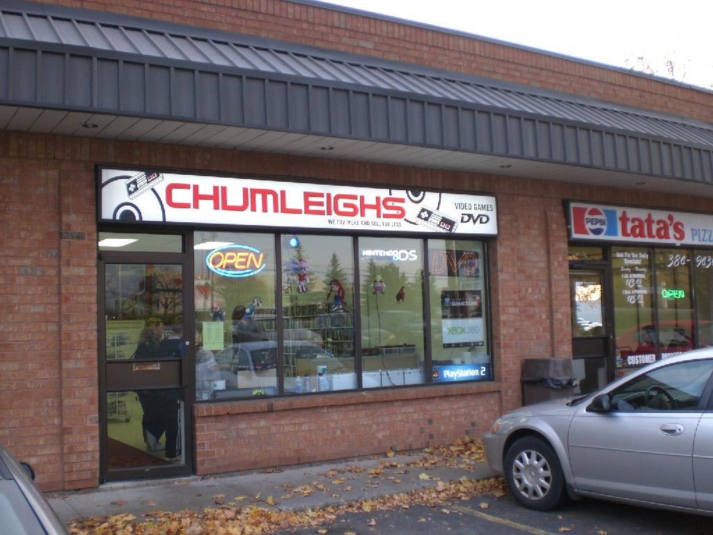 Chumleighs | electronics store | 2559 Princess St, Kingston, ON K7P 2W8, Canada | 6137660274 OR +1 613-766-0274