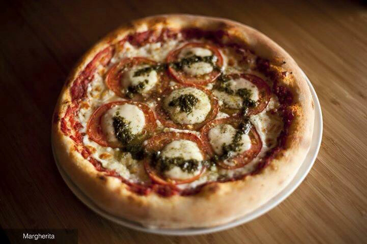 Bonna Pizza | B lHêtrière, 3572 Rue de lHêtrière, Saint-Augustin-de-Desmaures, QC G3A 2L4, Canada | Phone: (418) 800-9899
