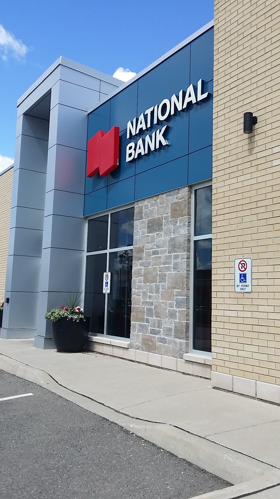National Bank | 2680 Sheridan Garden Dr, Oakville, ON L6J 7R2, Canada | Phone: (905) 829-2001