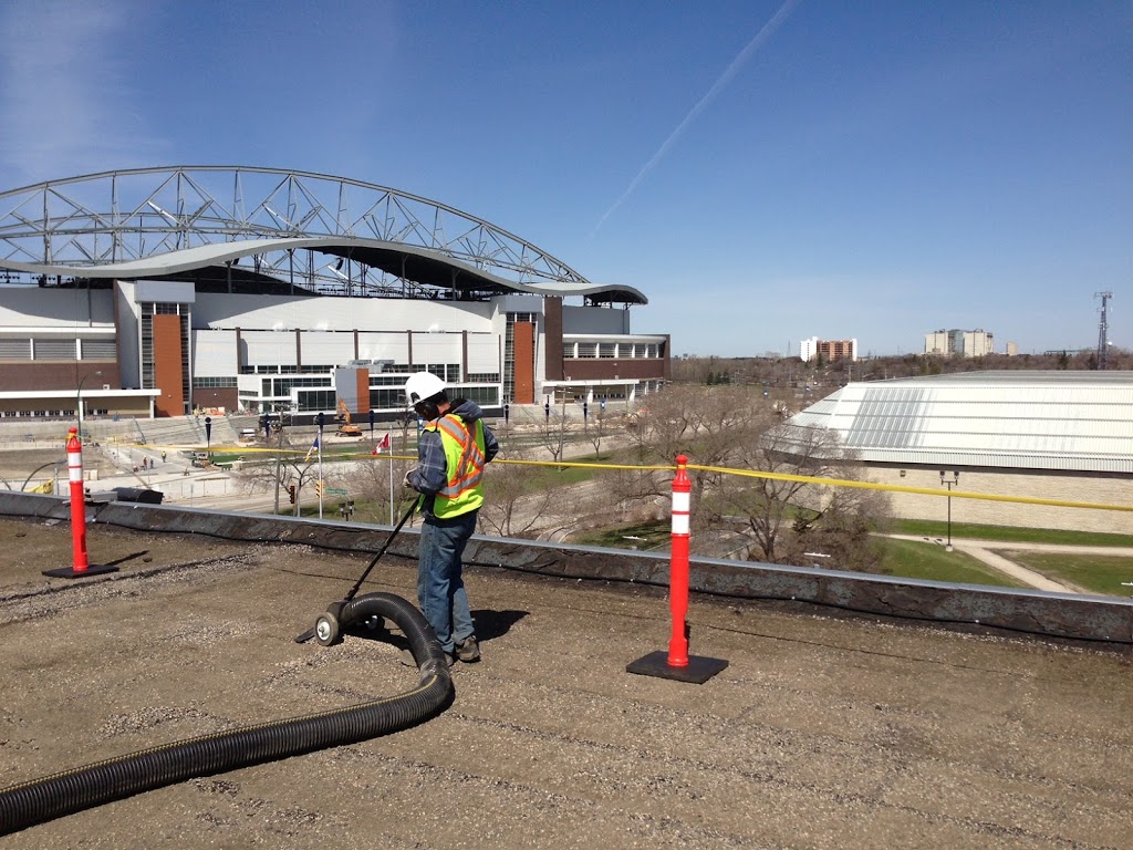 Vac-it Inc. Flat Roof Stone, Gravel Vacuuming | 1600 Kenaston Ave, Winnipeg, MB R3P 0Y4, Canada | Phone: (204) 808-0466