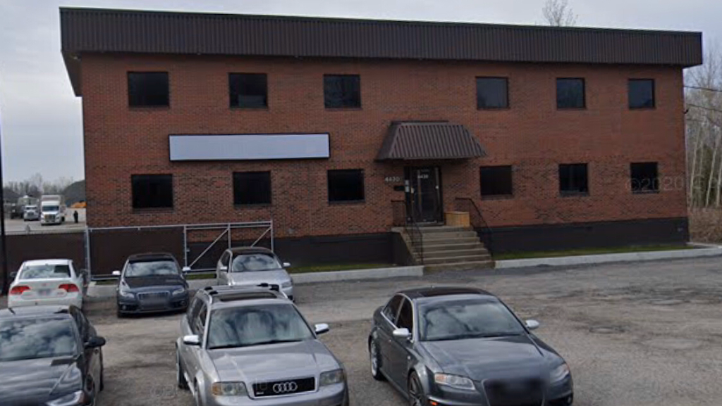 Sous-Sol Confort | 4430 Bd Dagenais O, Laval, QC H7R 1L5, Canada | Phone: (514) 889-6088