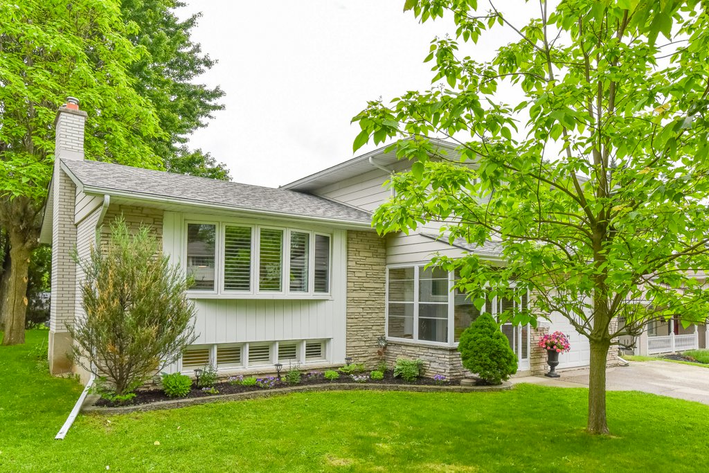 Jonathan Knight - Sales Representative, McIntyre Real Estate Ser | 368 Ash Tree Pl, Waterloo, ON N2T 1R7, Canada | Phone: (519) 722-9095
