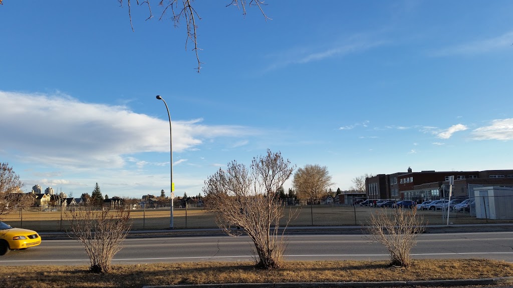 Queen Elizabeth High School | 512 18 St NW, Calgary, AB T2N 2G5, Canada | Phone: (403) 777-6380