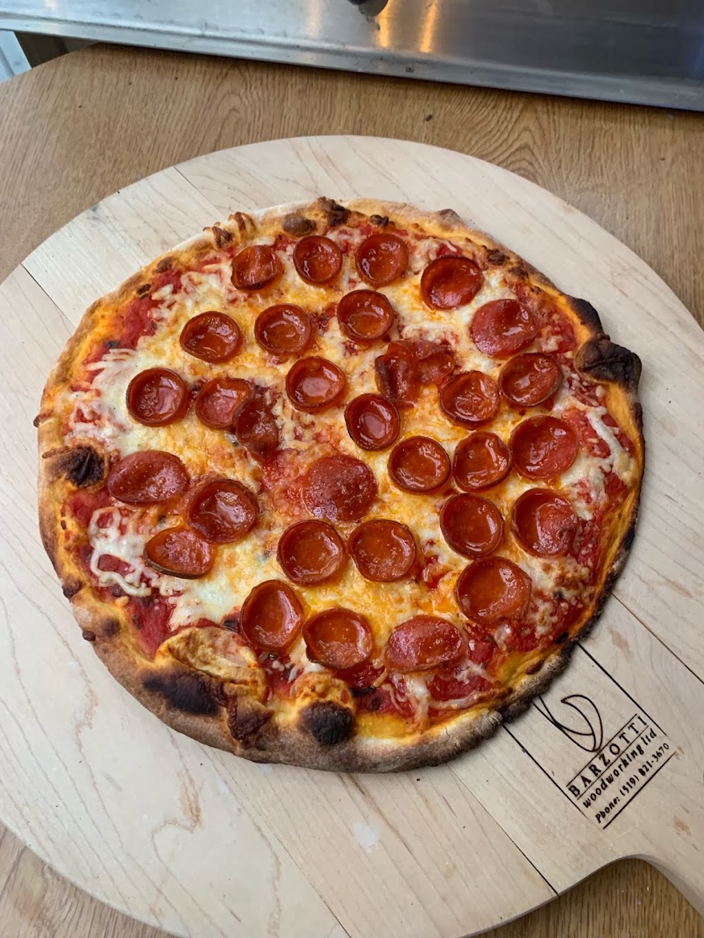 Scopa Pizza | 3060 Muskoka District Road 169, Torrance, ON P0C 1M0, Canada | Phone: (905) 869-2359