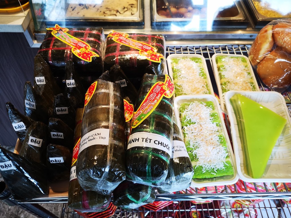 Kingsway Deli - Vân Mi Long | 1188 Kingsway, Vancouver, BC V5V 3C8, Canada | Phone: (604) 873-6666