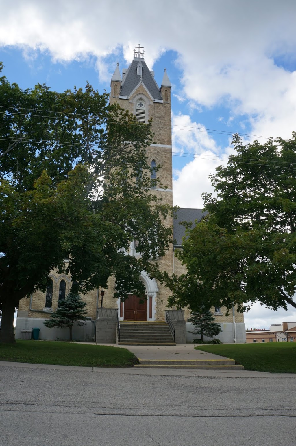 Sacred Heart Catholic Church | 12 Church St, Mildmay, ON N0G 2J0, Canada | Phone: (519) 367-5304