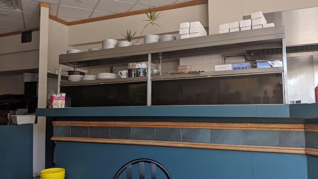 Pendelis Pizza | 5599 Chem. de la Côte-Saint-Luc, Montréal, QC H3X 2C9, Canada | Phone: (514) 486-1155
