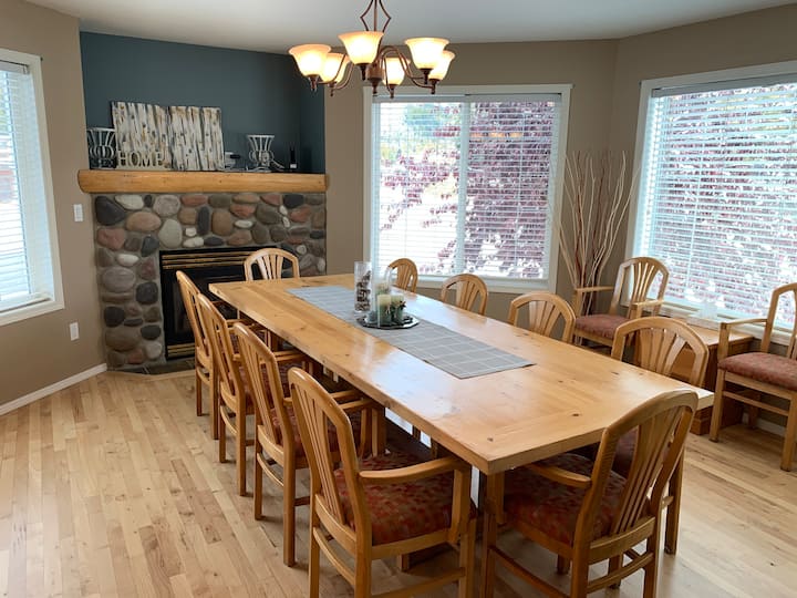 Alpine River Lodge | 400 Riverside Way #400, Fernie, BC V0B 1M7, Canada | Phone: (250) 423-1160