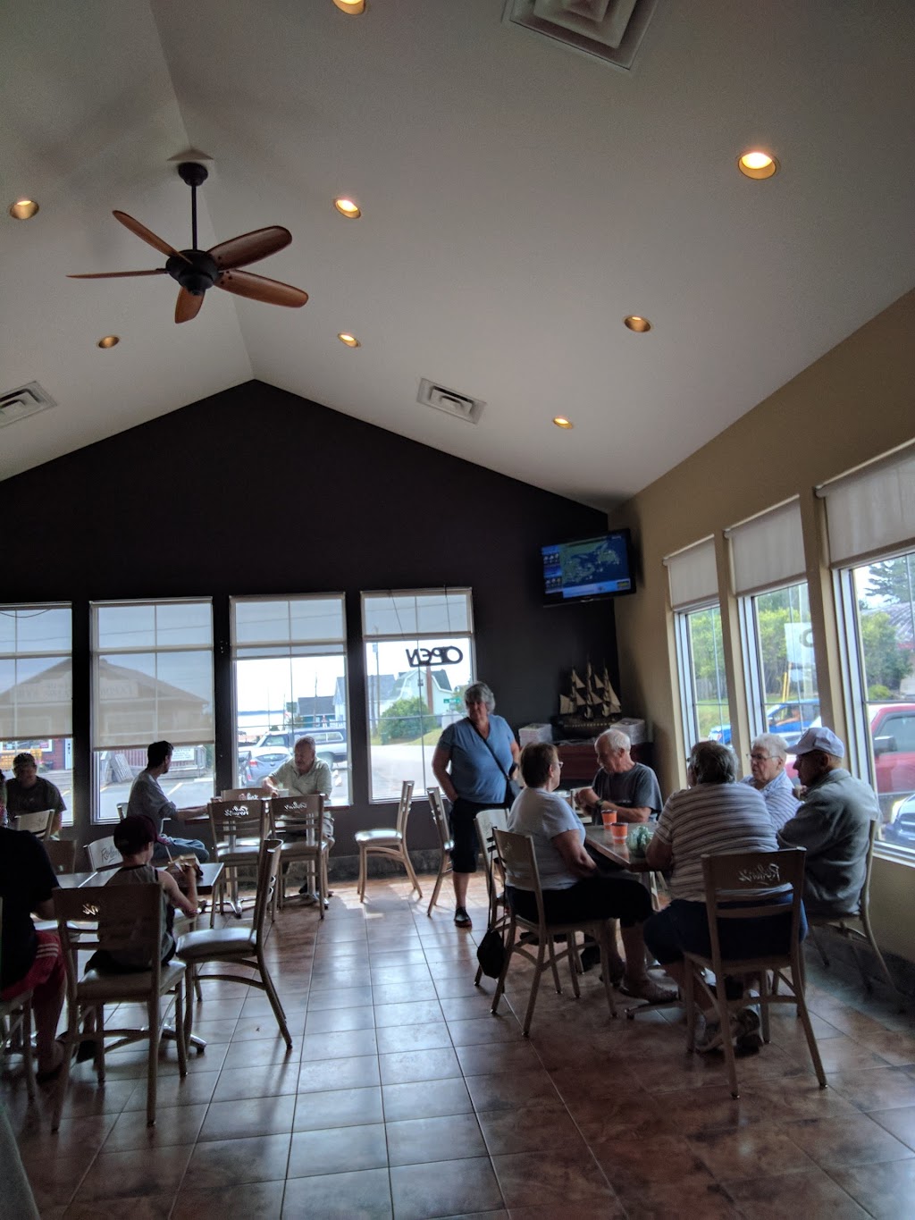 Robins Donuts | 7217 North Rustico Road, North Rustico, PE C0A 1X0, Canada | Phone: (902) 963-3578