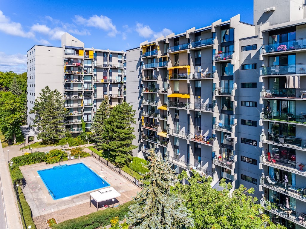 Bourg de Coulonge | 1500 Av. du Maire-Beaulieu #1490, Québec, QC G1S 4M9, Canada | Phone: (418) 623-4006
