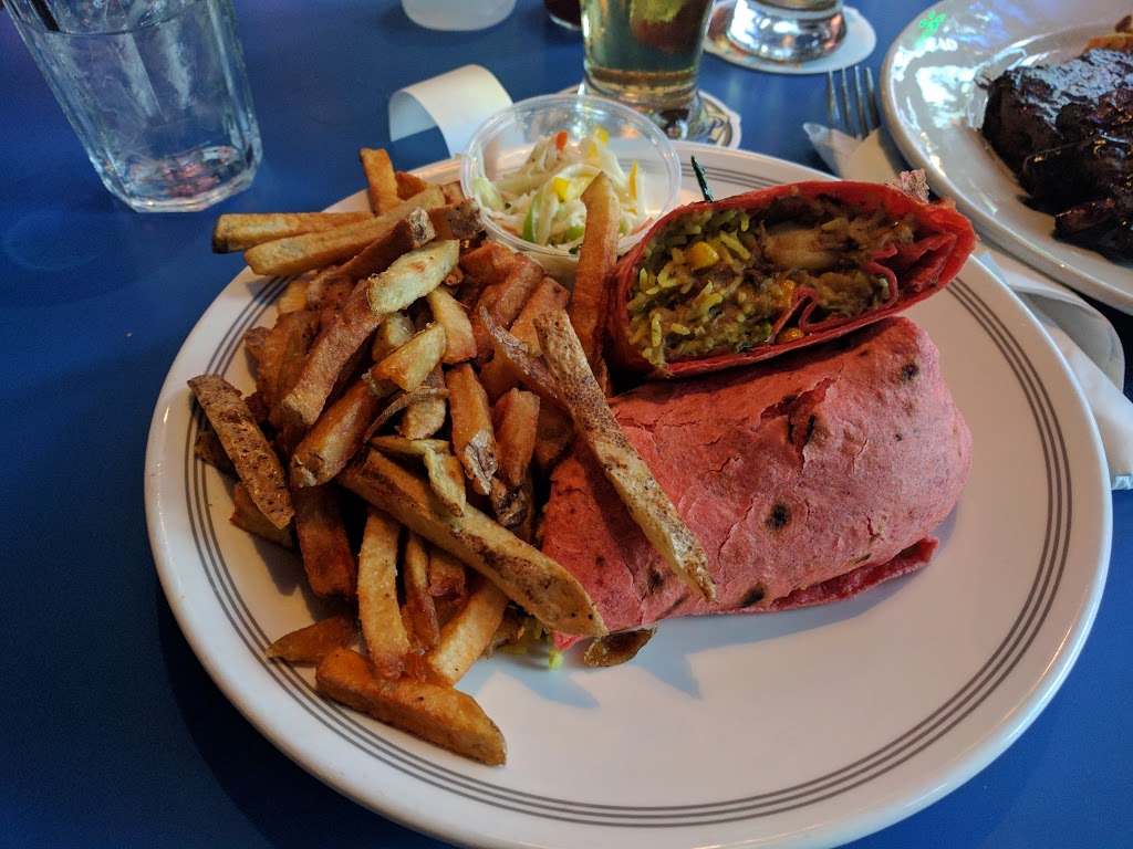 McSorleys Wonderful Saloon & Grill | 1544 Bayview Ave, Toronto, ON M4G 3B6, Canada | Phone: (416) 932-0655