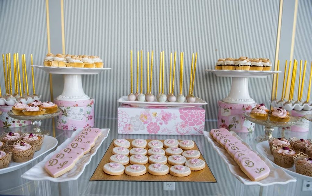 Fruitilicious Cakes Inc | 1365 Mid-Way Blvd Unit 13, Mississauga, ON L5T 2J5, Canada | Phone: (647) 897-7531
