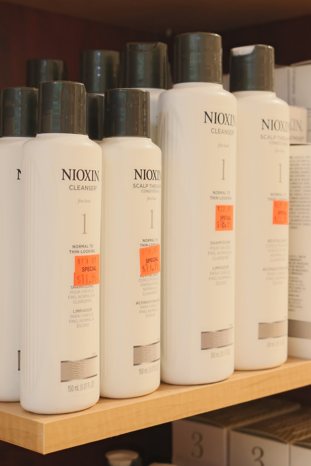 Carisme Coiffure La Prairie | 50 Bd Taschereau, La Prairie, QC J5R 4V3, Canada | Phone: (450) 659-6474