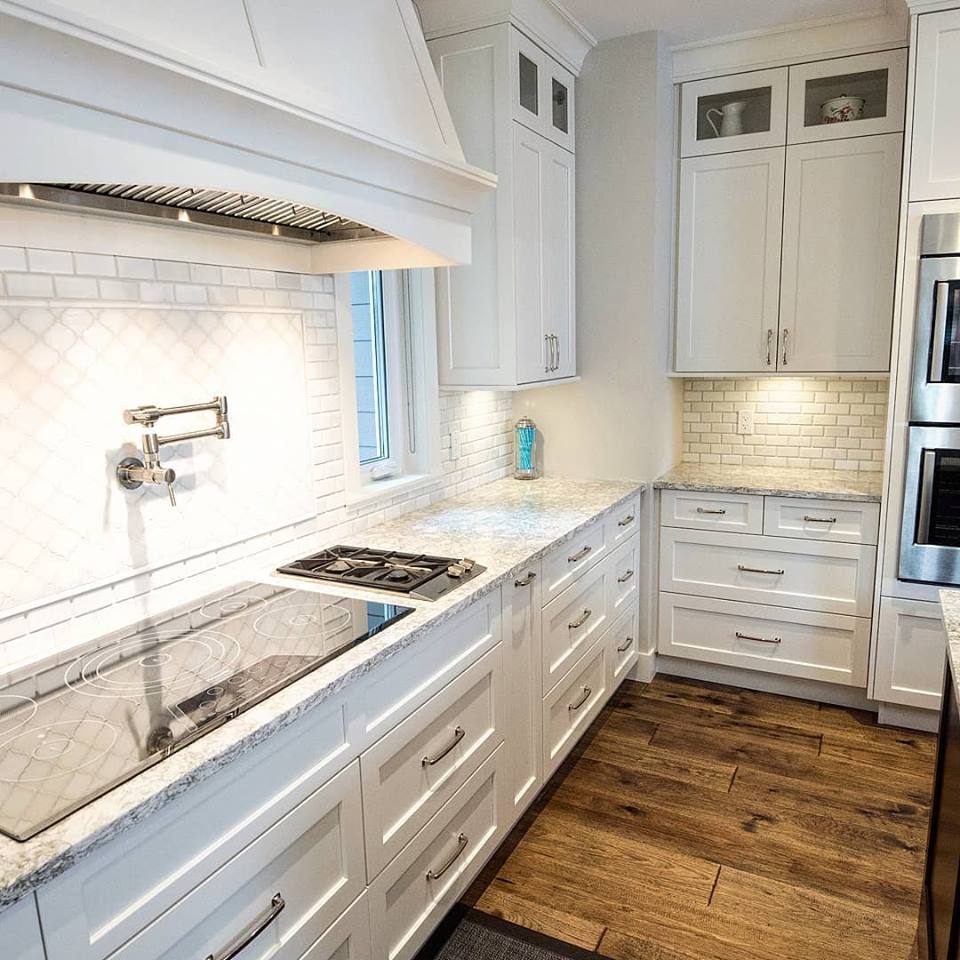 FloForm Countertops | Calgary | 1605 32 Ave NE, Calgary, AB T2E 7A3, Canada | Phone: (403) 291-1155