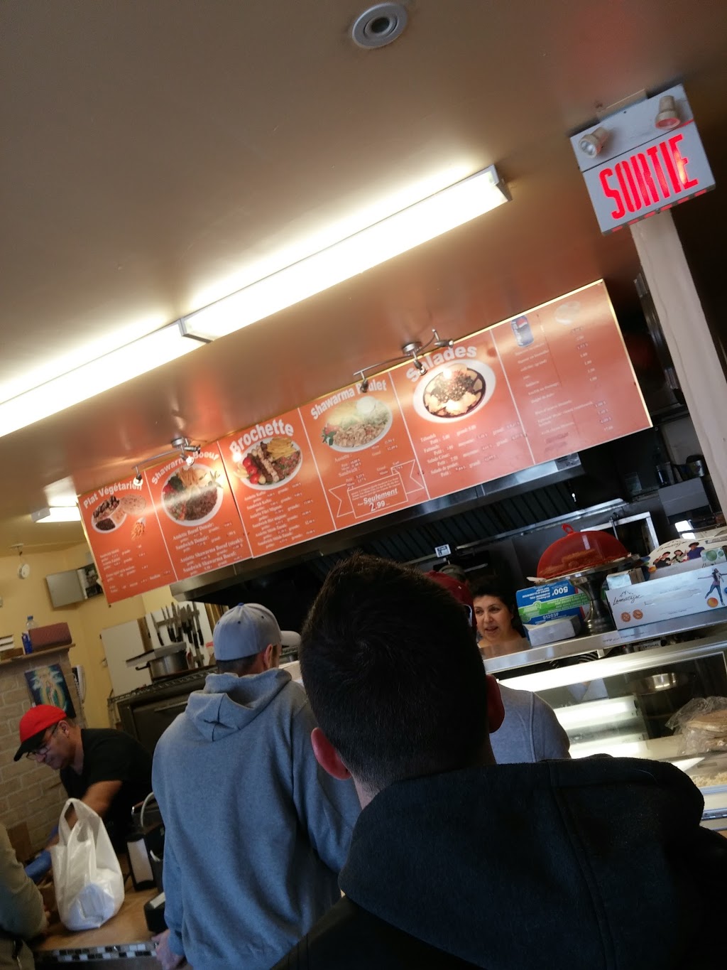 Shawarma & Pizza Chicco | 1096 Chemin de Montréal O, Gatineau, QC J8M 2C1, Canada | Phone: (819) 617-3434