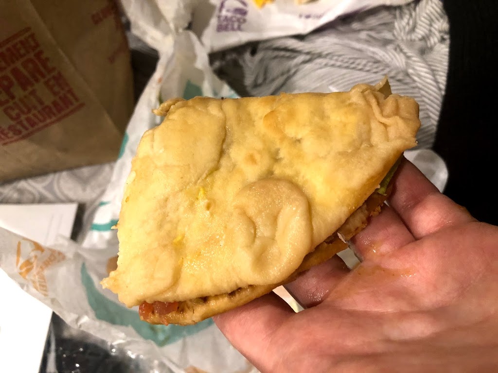 Taco Bell | 14311 23 Ave NW, Edmonton, AB T6R 3E7, Canada | Phone: (780) 988-8000