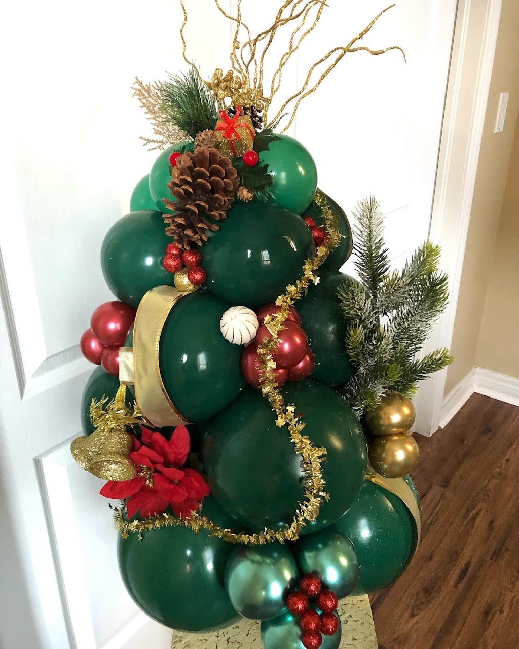 Unique Balloons | Cleopatra Ct, Orillia, ON L3V 7Y7, Canada | Phone: (705) 955-0084