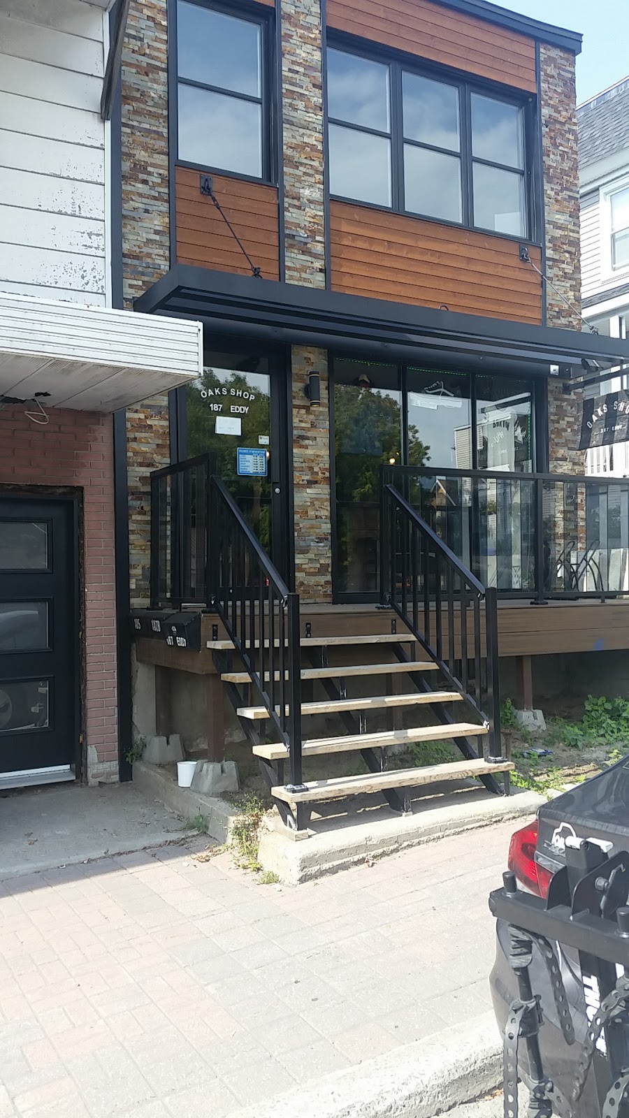 Oaks Shop | 187 Rue Eddy, Gatineau, QC J8X 2X2, Canada | Phone: (819) 600-6257