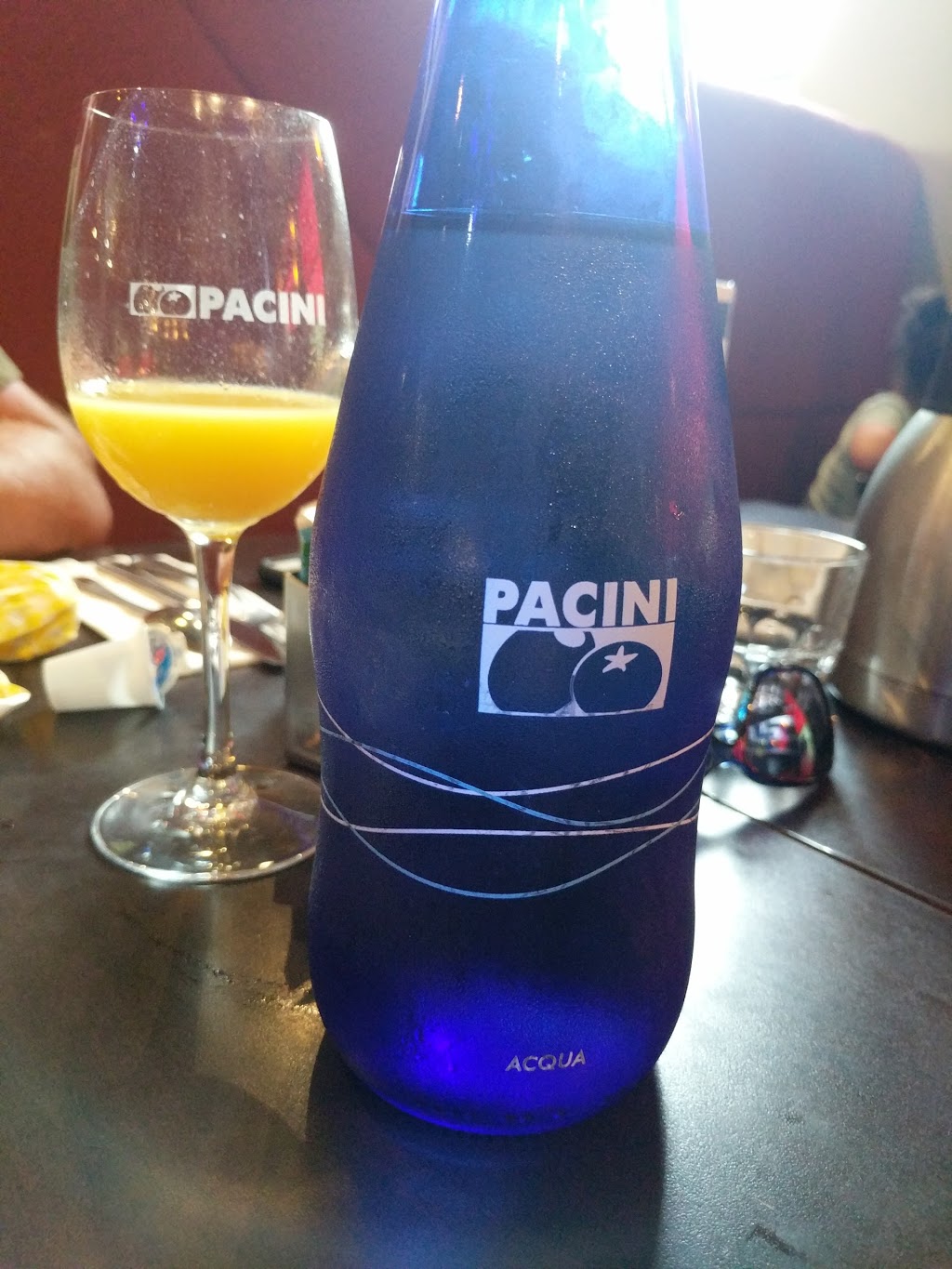 Restaurant Pacini | 2001 Rue Léonard-de-Vinci, Sainte-Julie, QC J3E 1Z2, Canada | Phone: (450) 922-5995