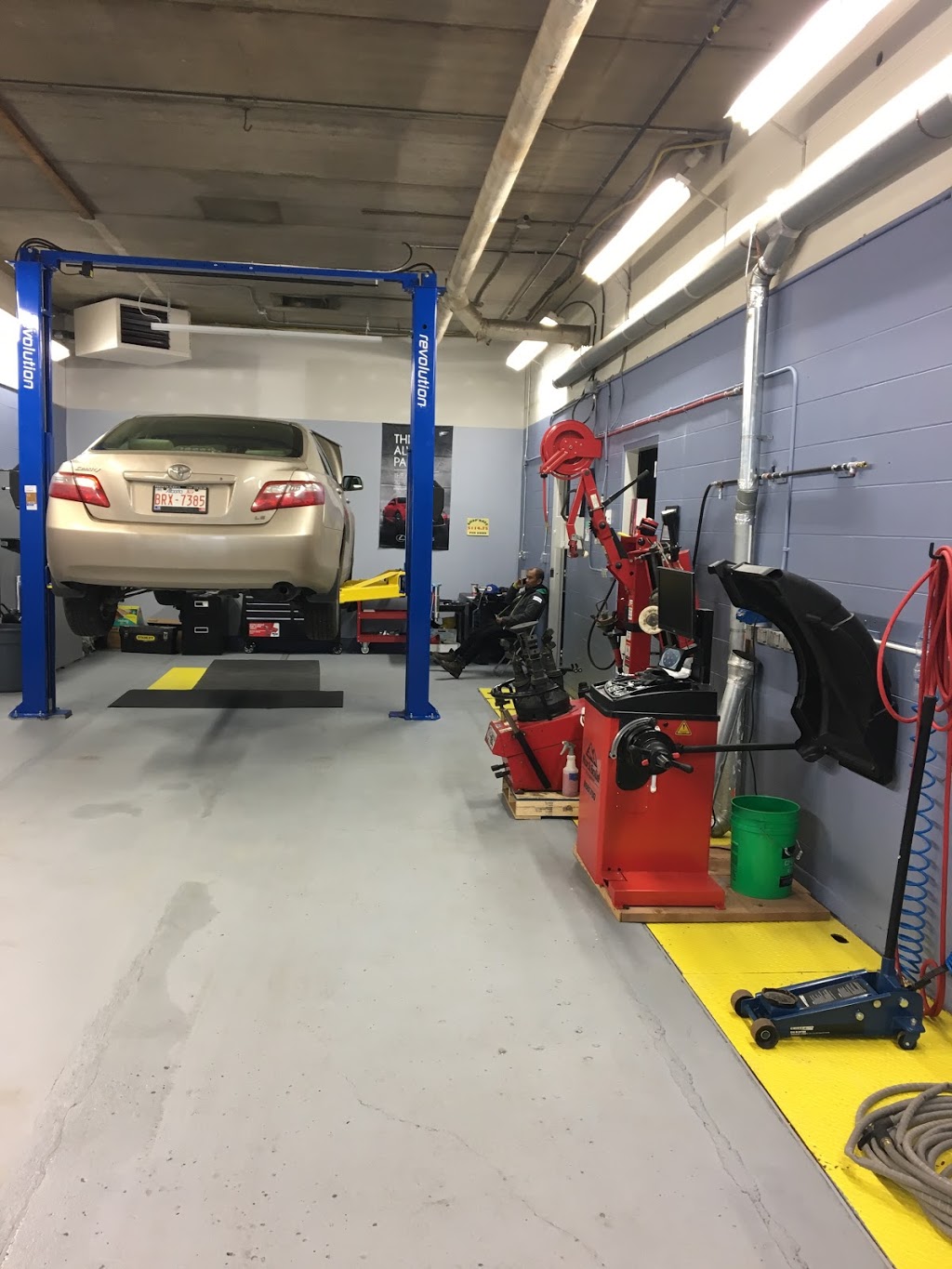 MK Car Klinic Ltd. | 4236 66 St NW, Edmonton, AB T6K 4A2, Canada | Phone: (587) 498-3040