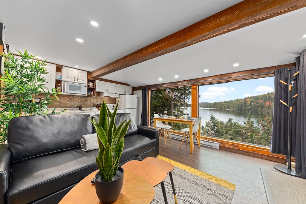 Le1613 - Chalets dans le nord | 1613 Chemin des Pins, Sainte-Lucie-des-Laurentides, QC J0T 2J0, Canada | Phone: (514) 772-3502