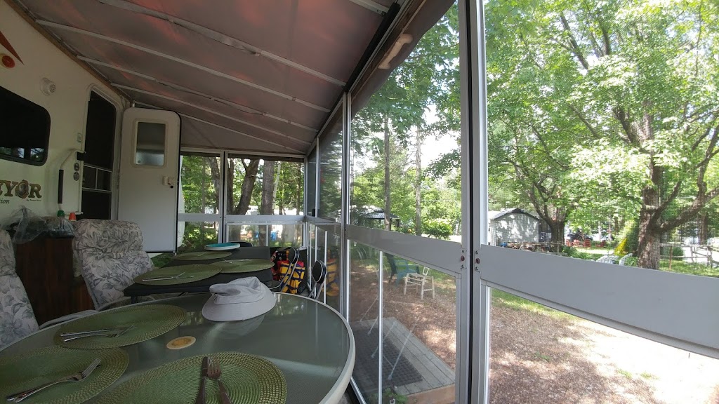 Camping Mailhot | 2 Chemin du Plateau, Orford, QC J1X 6S2, Canada | Phone: (450) 532-4640