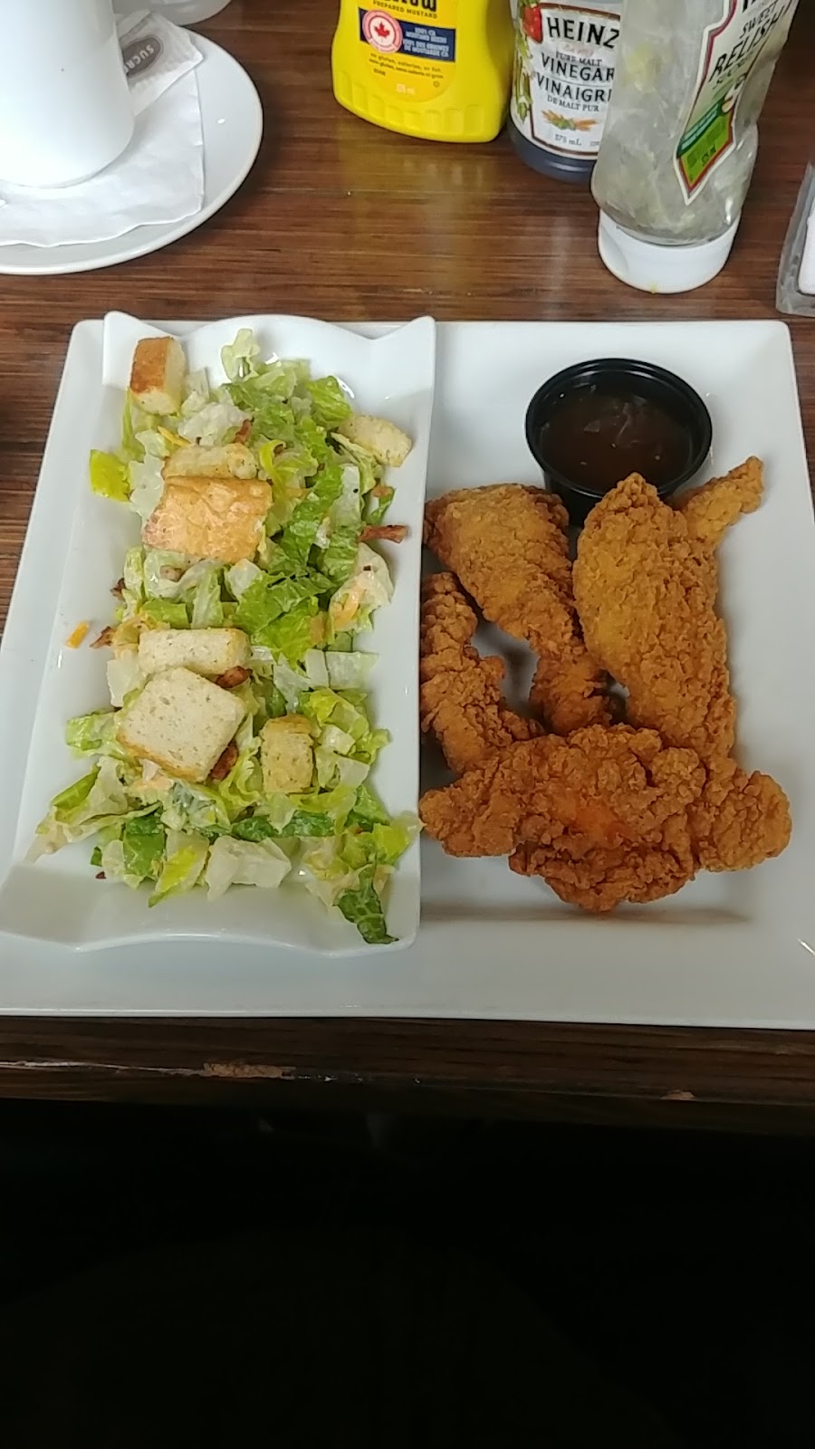 The Gibbled Goose | 22-26 Main St S, Waterford, ON N0E 1Y0, Canada | Phone: (519) 443-4442