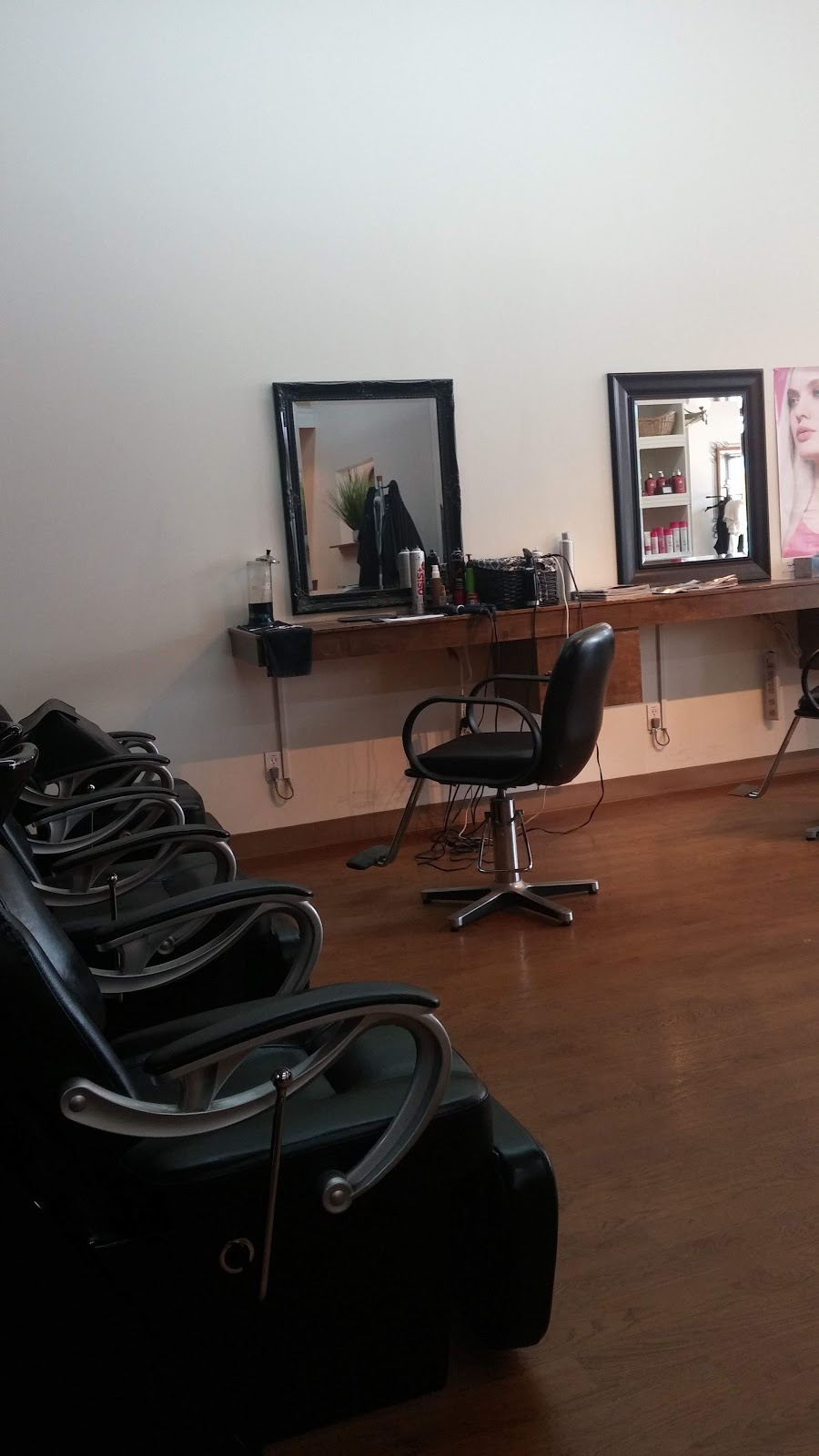 Reveal Salon and Spa | 270 Acadia Dr #2, Saskatoon, SK S7H 3V4, Canada | Phone: (306) 955-6253
