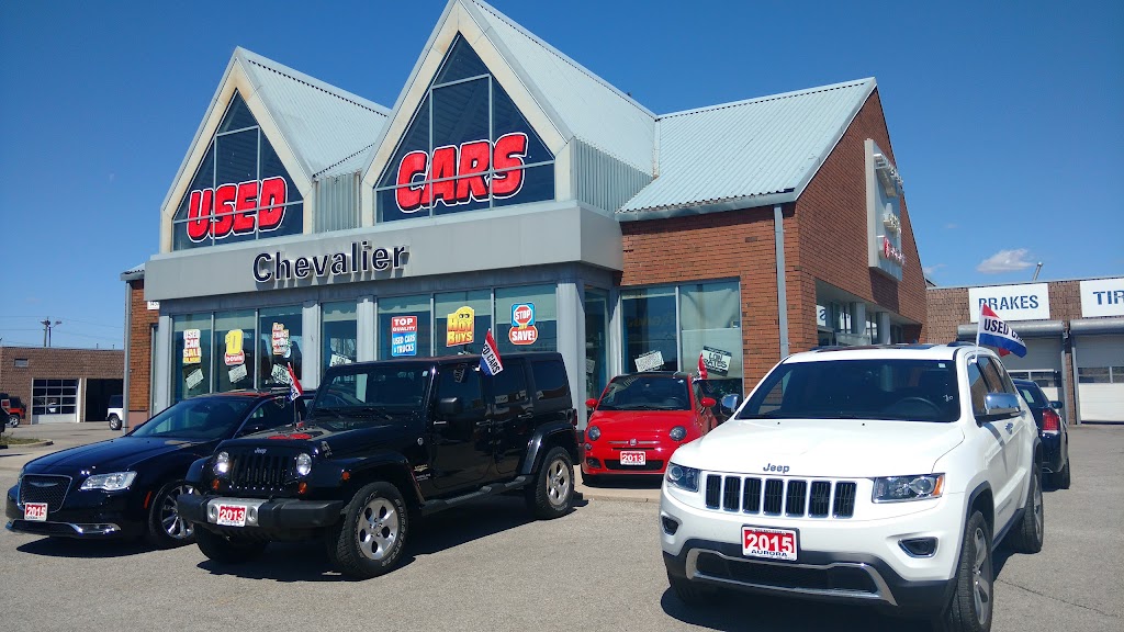 Aurora Chrysler | 14535 Yonge St, Aurora, ON L4G 6L1, Canada | Phone: (877) 645-2308