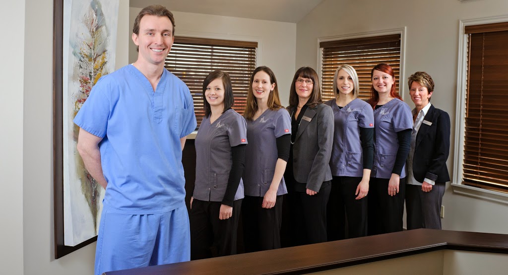 Pearl Dental | 3083 New St, Burlington, ON L7N 1M6, Canada | Phone: (905) 637-1698