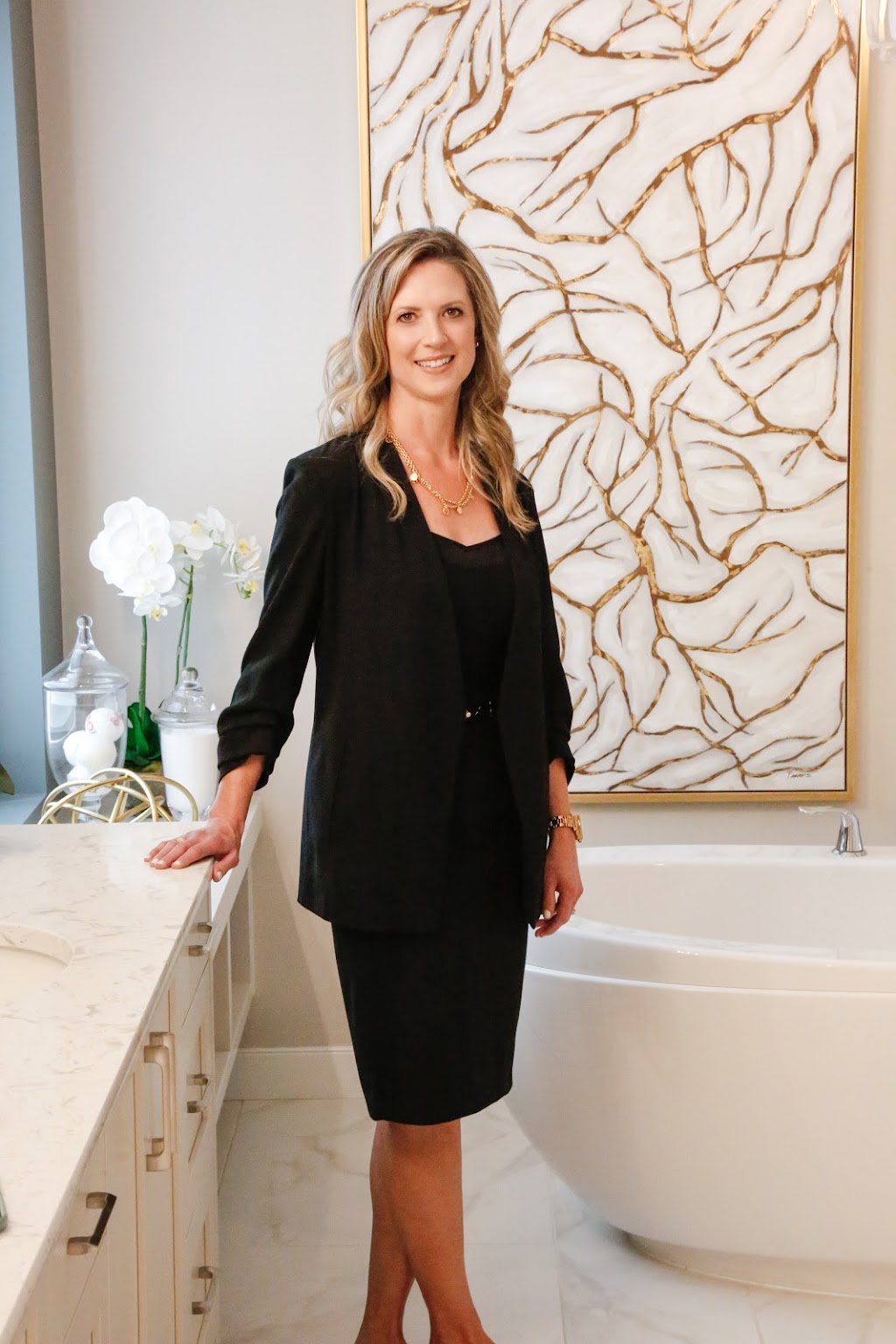 Hello Beautiful Skin Studio | 4 Cameron Close, Okotoks, AB T1S 2E8, Canada | Phone: (403) 651-5662
