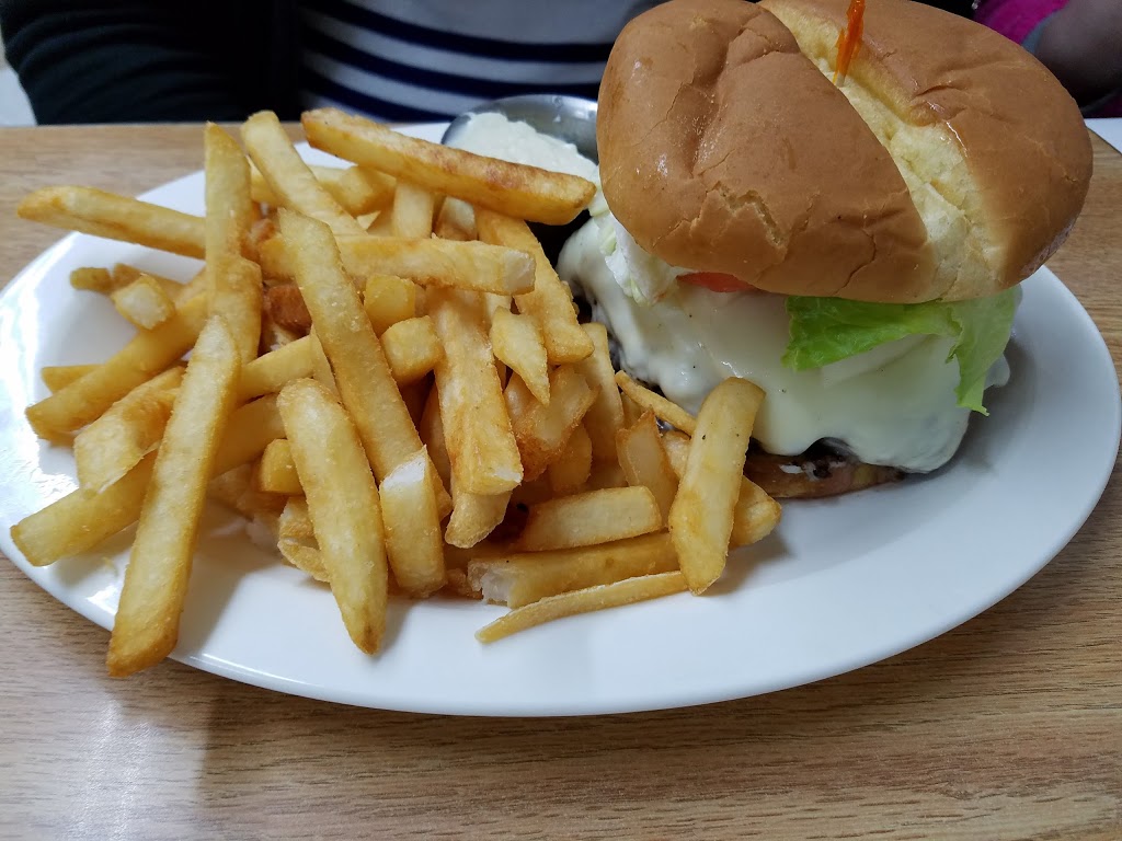 The Wright Diner | 32523 NY-12, Depauville, NY 13632, USA | Phone: (315) 686-4640