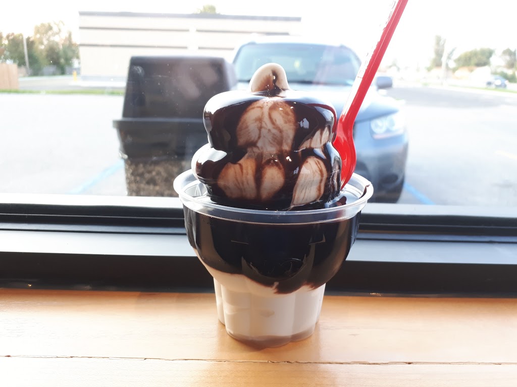Dairy Queen Grill & Chill | 3143 Highway #69, North, Val Caron, ON P3N 1G4, Canada | Phone: (705) 897-2411