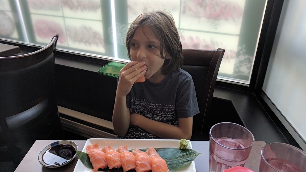 Dunbar Sushi | 3626 W 16th Ave, Vancouver, BC V6R 3C4, Canada | Phone: (604) 568-5959