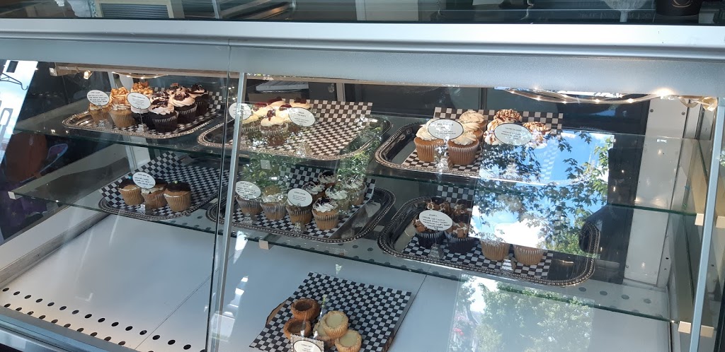 Tripl3 Baked | 2711 Bur Oak Ave, Markham, ON L6B 1K7, Canada | Phone: (289) 554-2253