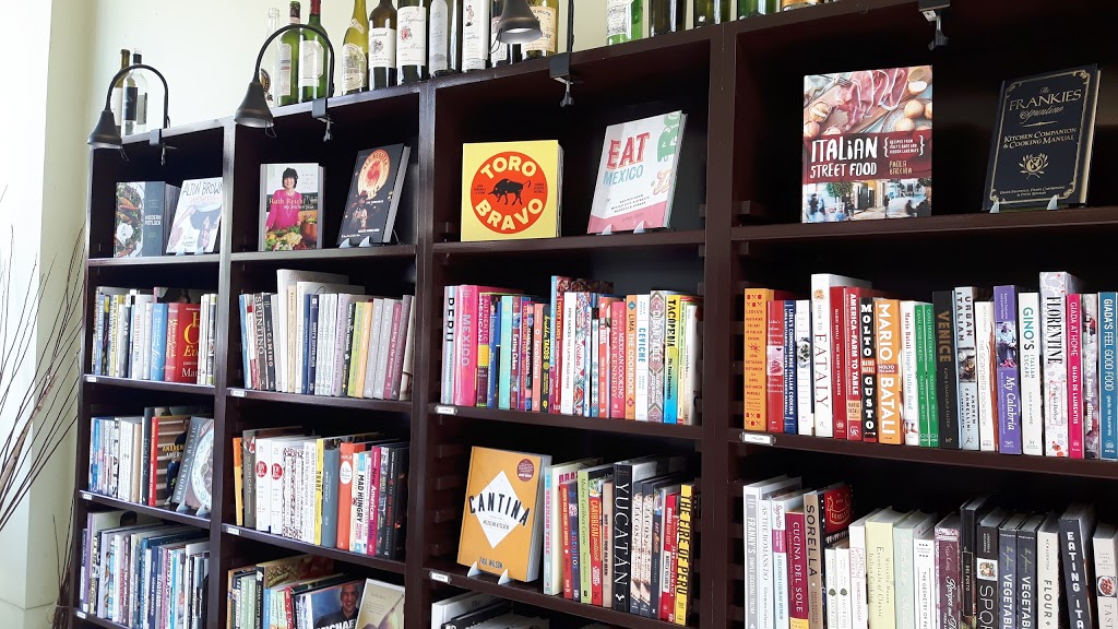 Appetite For Books | 388 Avenue Victoria, Westmount, QC H3Z 2N4, Canada | Phone: (514) 369-2002