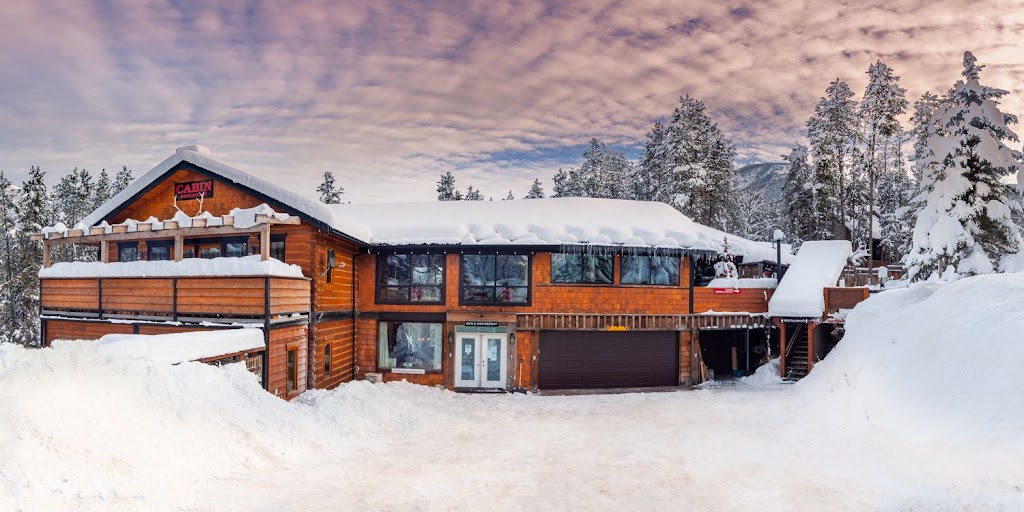 Earl Grey Lodge | Earl Grey Lodge, 2069 Summit Dr, Panorama, BC V0A 1T0, Canada | Phone: (250) 341-3641