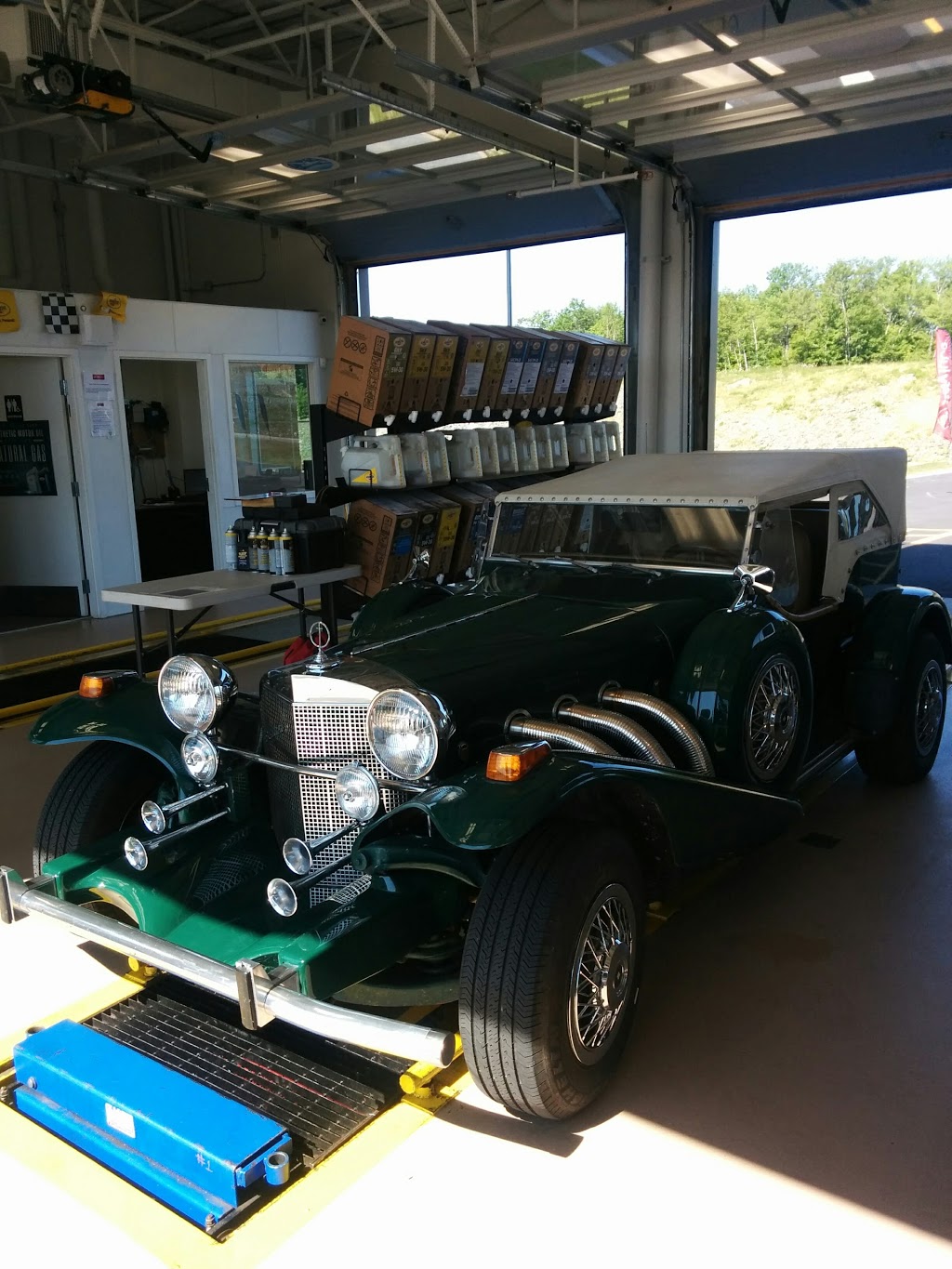 Jiffy Lube | 30 Kiltearn Row, Dartmouth, NS B3B 0G8, Canada | Phone: (902) 481-7152