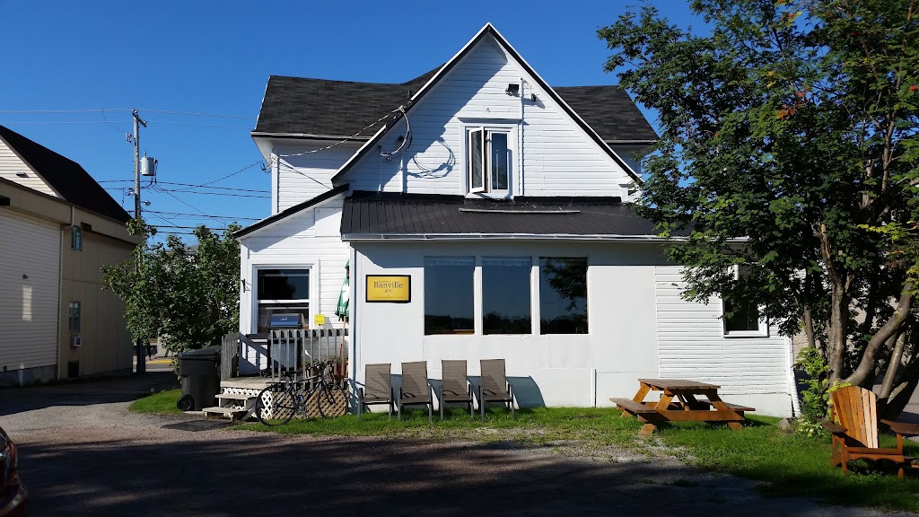 La Maison Banville | 1086 Bd du Sacré Coeur, Saint-Félicien, QC G8K 2X5, Canada | Phone: (418) 613-0888