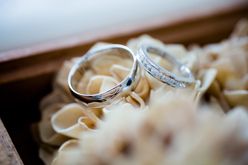 GS Weddings | 7465 Pandora Dr, Burnaby, BC V5A 3W1, Canada | Phone: (778) 877-0061