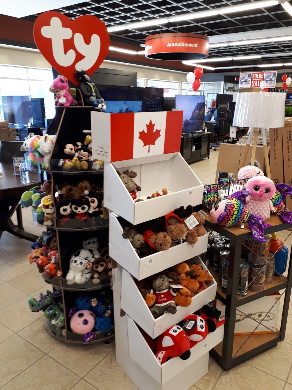 CANEX Retail Store | 4210 Labelle St, Gloucester, ON K1J 1J7, Canada | Phone: (613) 741-4888