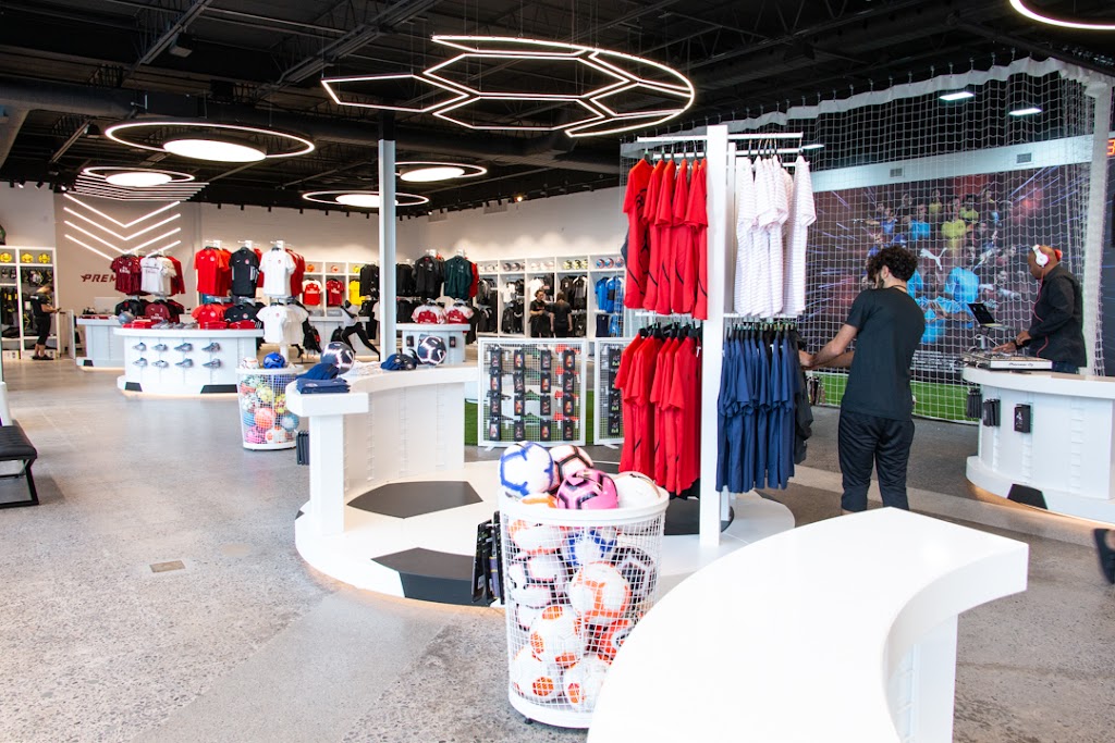Premium Soccer | 7135 Rte Transcanadienne, Saint-Laurent, QC H4T 1A2, Canada | Phone: (514) 956-1000