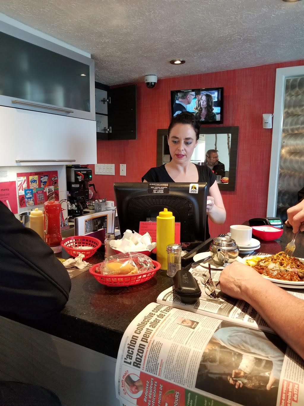 Restaurant LAmical L M | 99 Rue Monseigneur-Bilodeau, Saint-Lazare-de-Bellechasse, QC G0R 3J0, Canada | Phone: (418) 883-2994