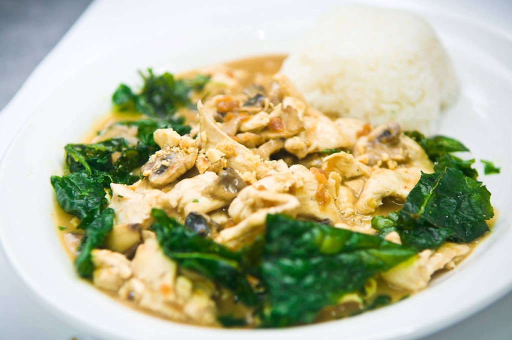 Dragon Thai | 1842 Av. Saint-Marc, Shawinigan, QC G9N 2H7, Canada | Phone: (819) 731-3773