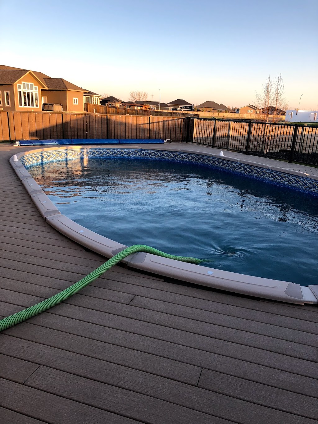 Pembina Water Transport | Box 668, Morden, MB R6M 1A6, Canada | Phone: (204) 332-0977
