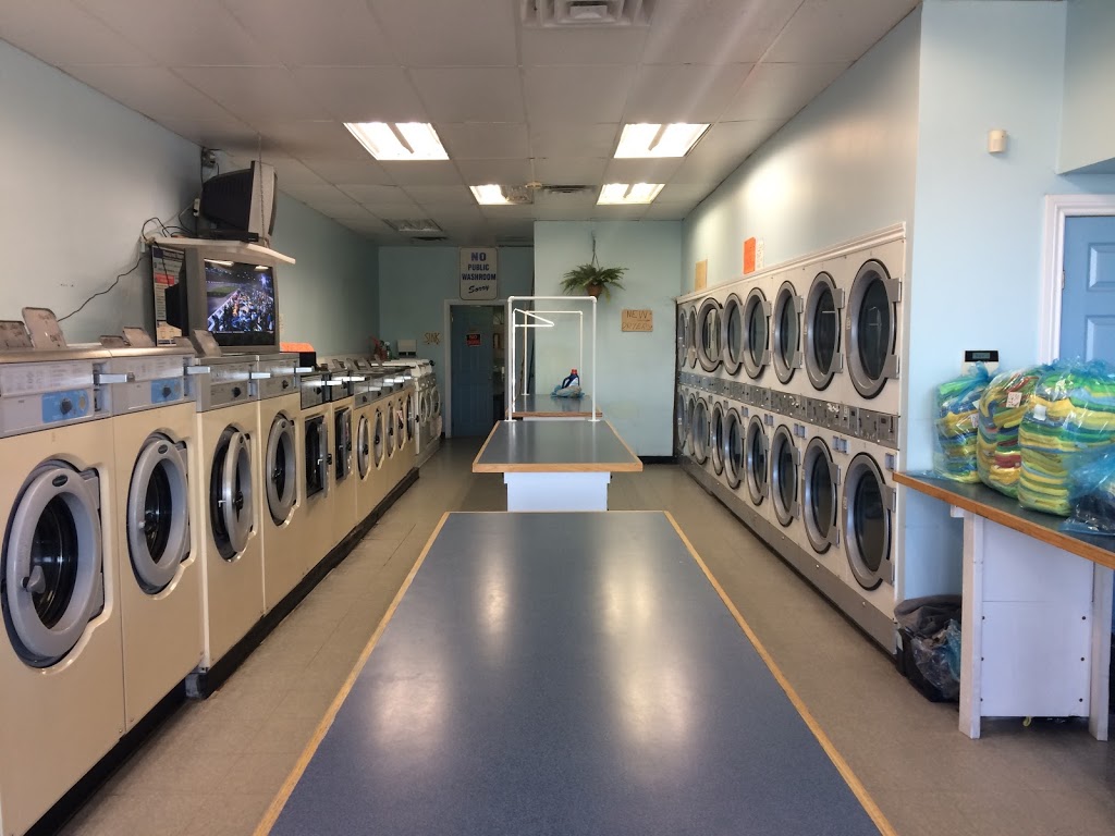 Northside Laundromat | 178 Barton St, Stoney Creek, ON L8E 4W2, Canada | Phone: (905) 662-1543