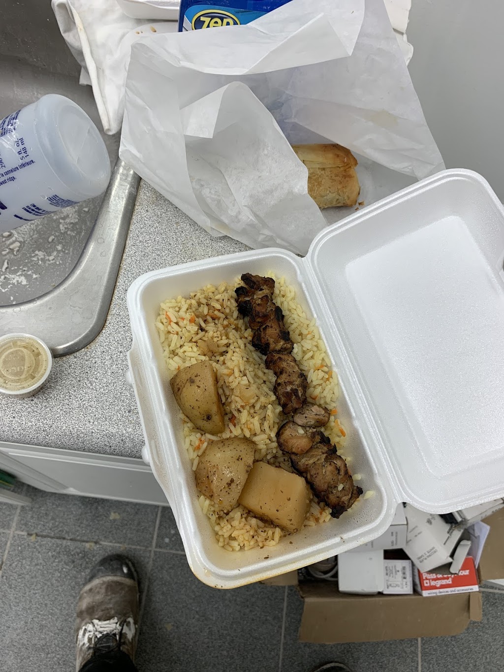 The Little Greek Souvlaki | 1571 Sandhurst Cir #404, Scarborough, ON M1V 1V2, Canada | Phone: (416) 609-3006