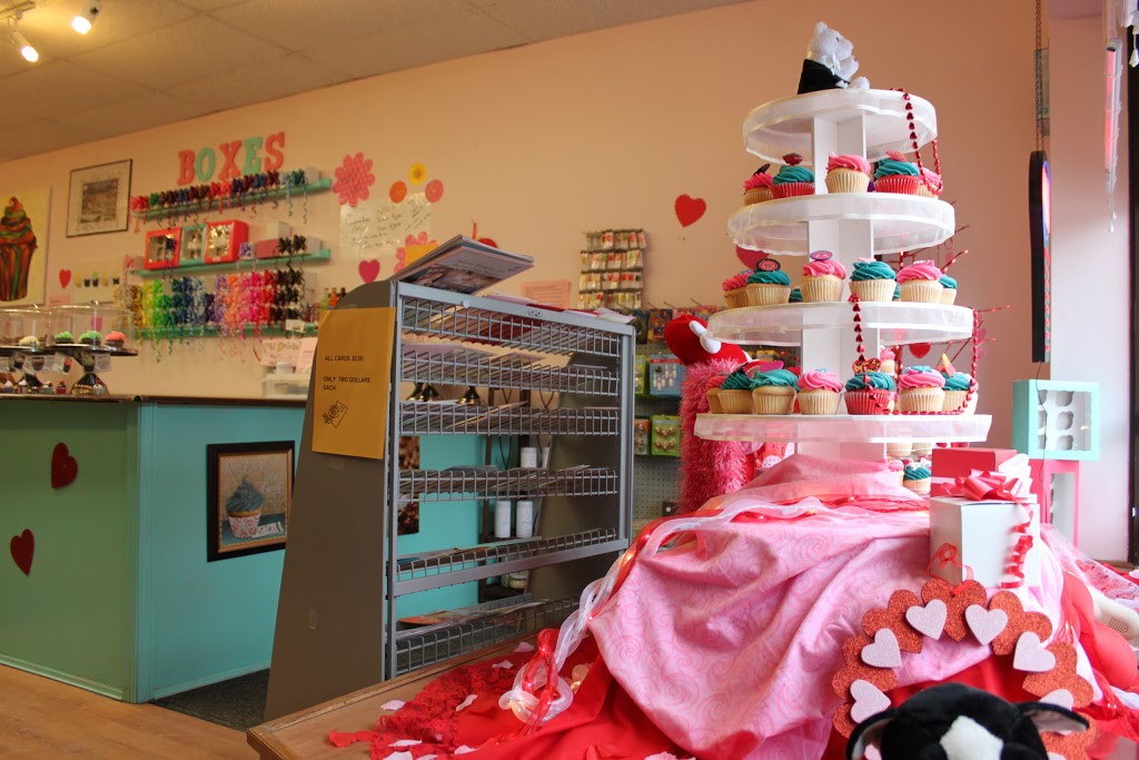 Cupcakes | 1050 King St W, Hamilton, ON L8S 1L3, Canada | Phone: (905) 308-8484