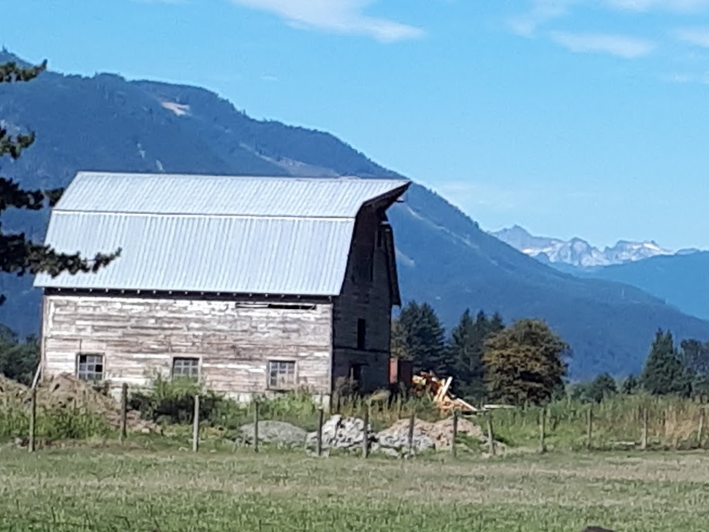 Clear Creek Campground | 2550 Columbia Valley Rd, Cultus Lake, BC V2R 5A3, Canada | Phone: (604) 986-9371